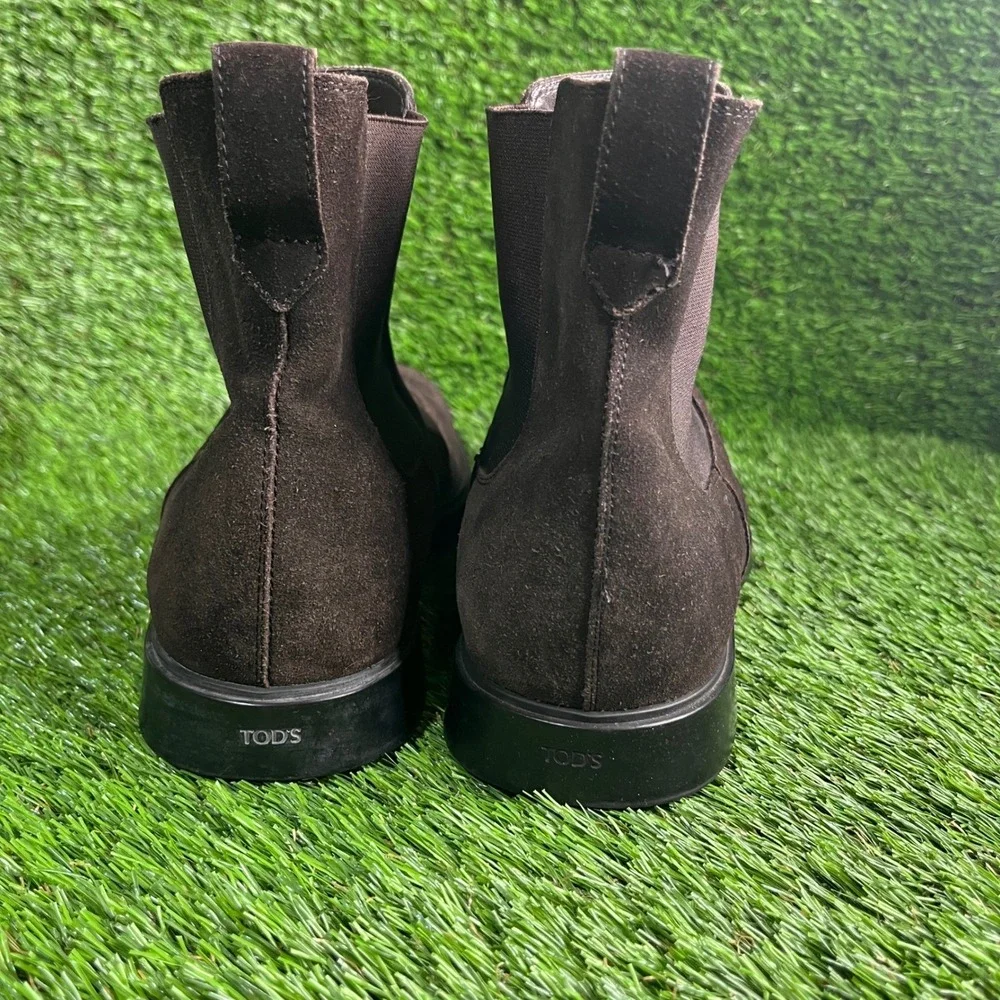 Tod's Men's‎ Suede Chocolate Brown Ankle Chelsea Boots - Size 10 - Made in Italy